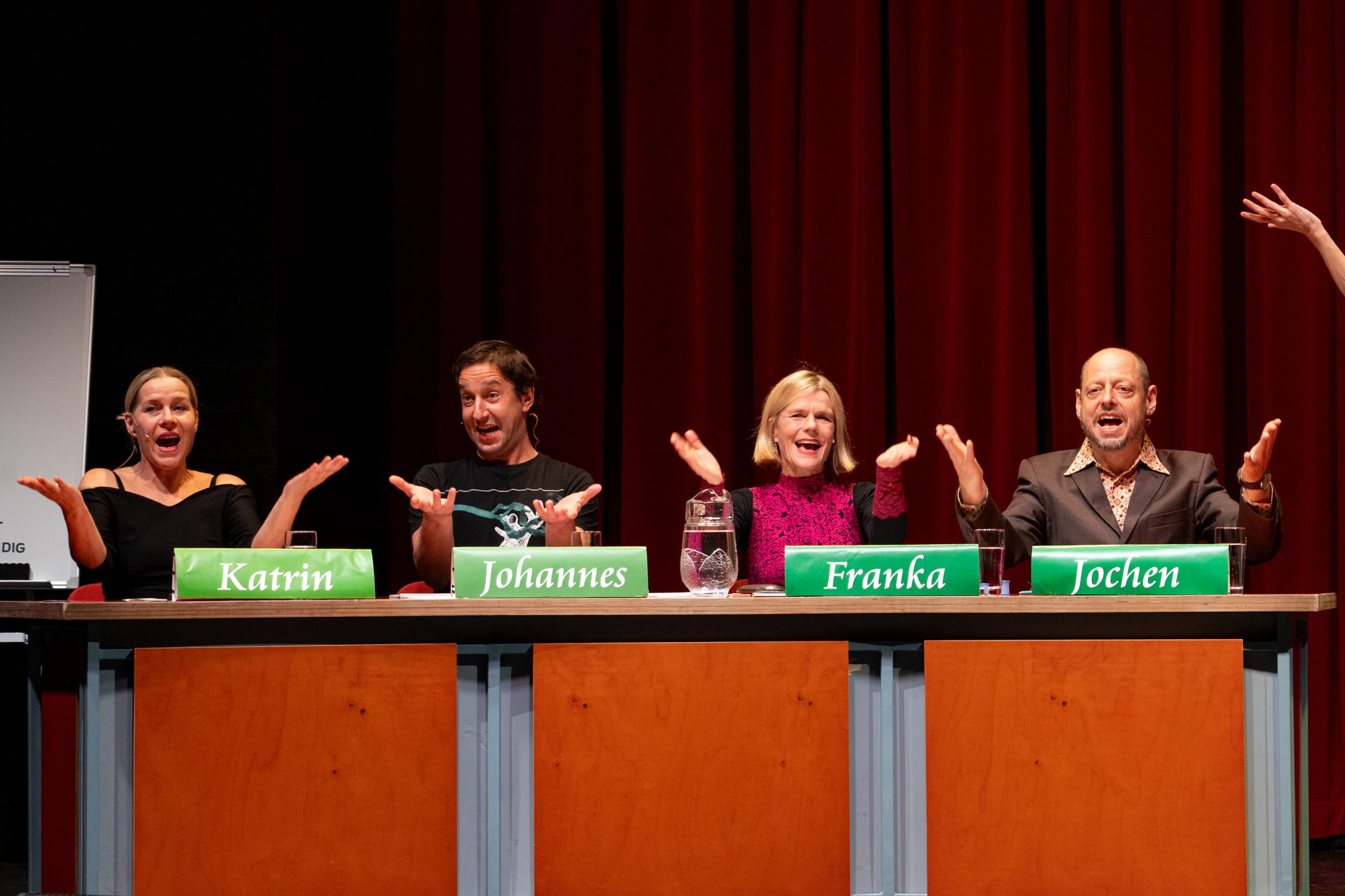 Die Jury zur Rateshow MMM.